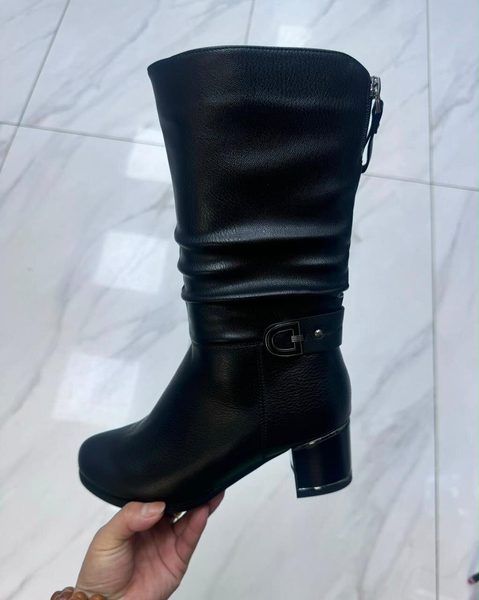 Женские сапоги